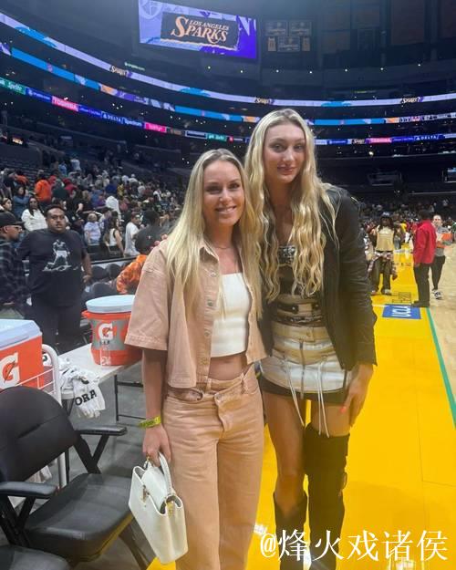 阿贾疑似怀双胞胎掀热议,美篮坛新星力量受关注 阿贾疑似怀双胞胎掀热议,美篮坛新星力量受关注